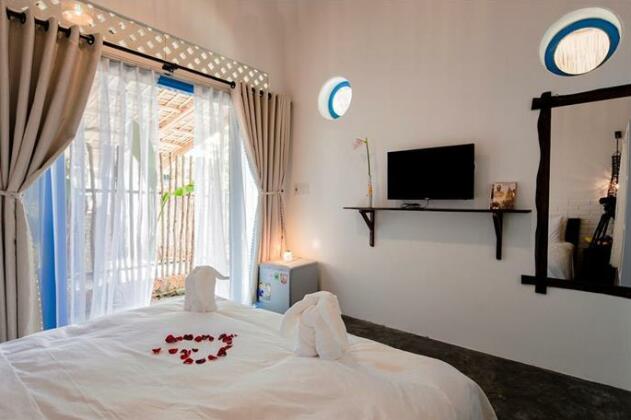 Cashew Tree Bungalow - Photo2