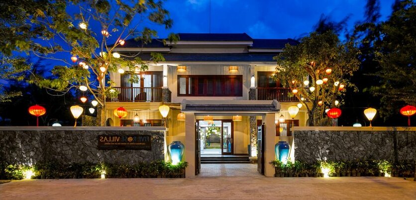 Five Rose Villas