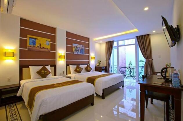 Golden Palm Villa - Photo2
