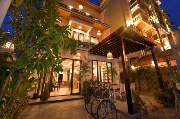 Pho Hoi Ancient Town Beauty Boutique Villa Hotel