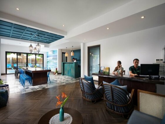 The Blue Alcove Hotel - Photo2