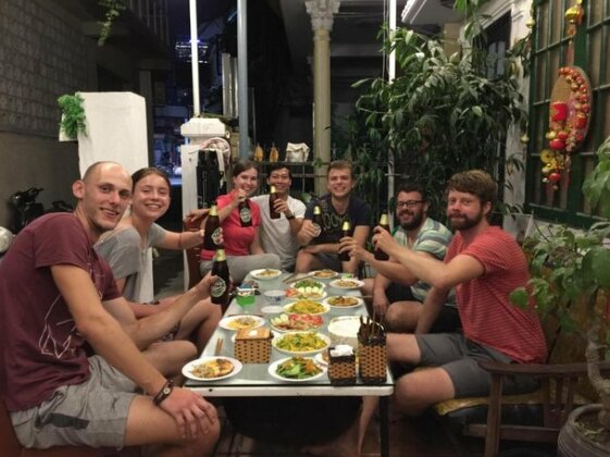 Friendly House Hostel Hue - Photo4
