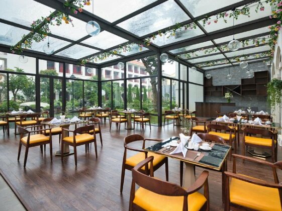 Senna Hue Hotel - Photo5