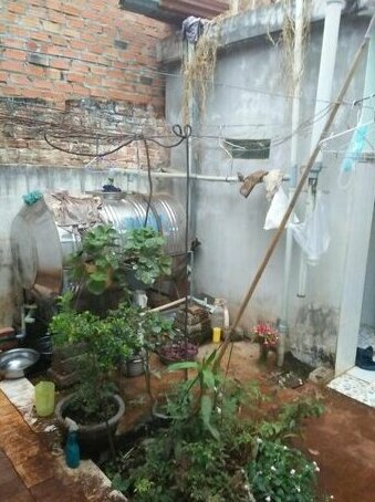 Yaly Lake Coffee Farmstay