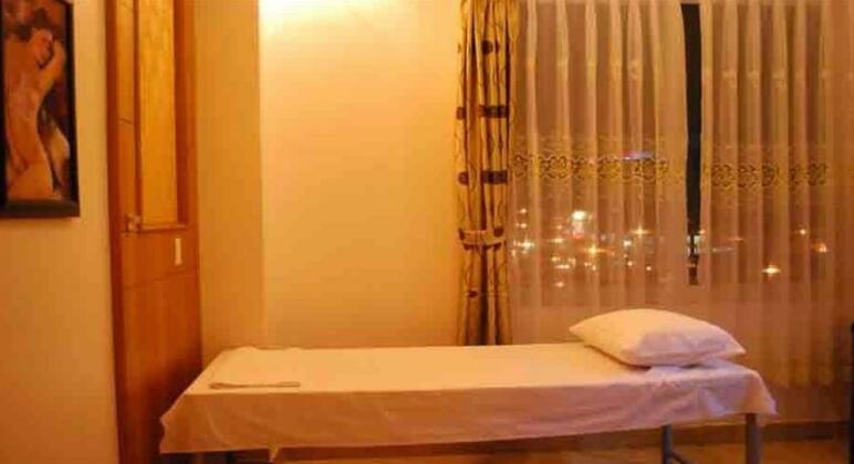Ngoc Bach Hotel - Photo3