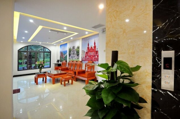 Crown Nguyen Hoang Hotel - Photo4