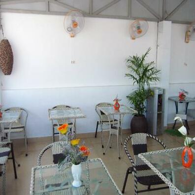 Mojzo Inn Hostel for Backpackers - Photo4