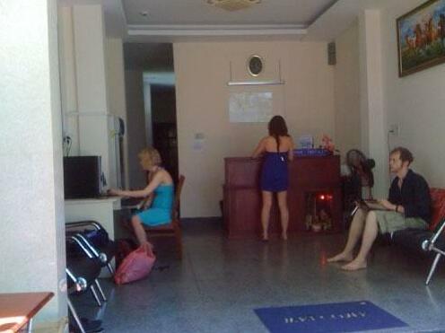 Sky Dragon Hotel - Photo3