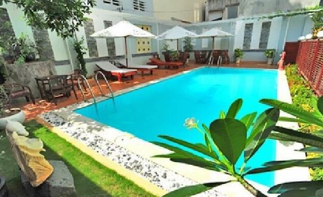 Violet Hotel - Photo2