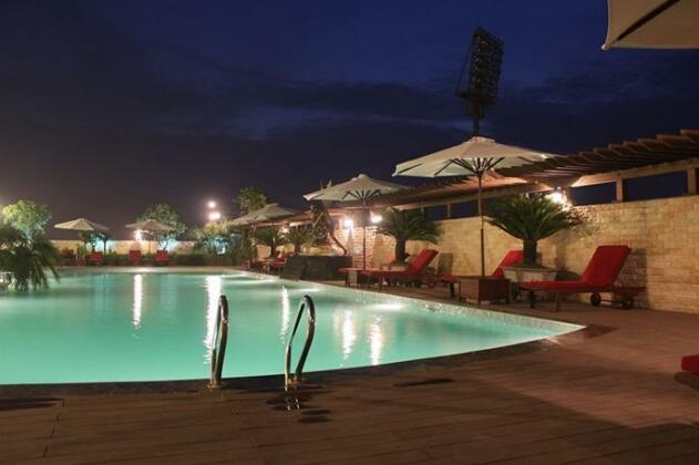 The Vissai Hotel - Photo2