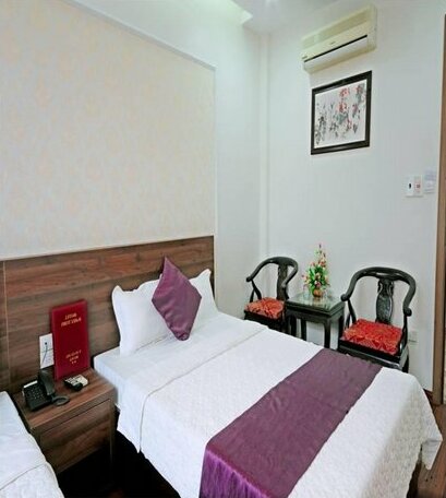Van Giang Hotel - Photo4