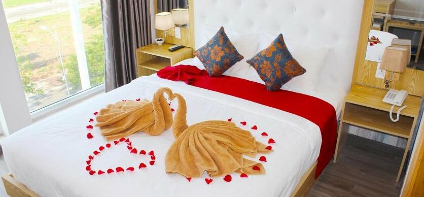 Emerald Ocean Hotel - Photo2