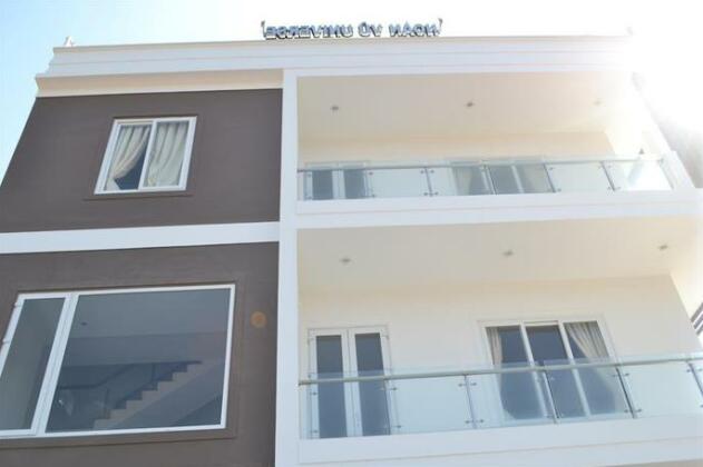 Hoan Vu Universe - Photo2