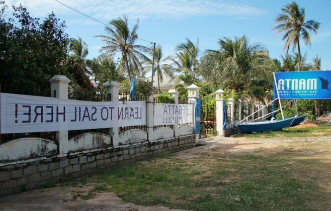 Manta Sail Training Centre - Photo4
