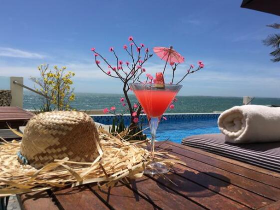 Ocean Front Hotel - Photo5