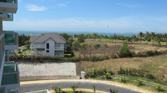 Relaxing space for your vacation - Photo4