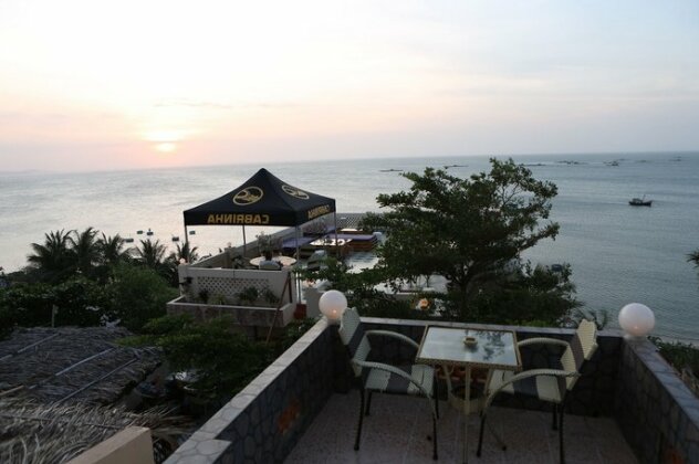 Source Kiteboarding & Lodge