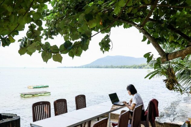 Local Beach Phu Quoc - Photo3