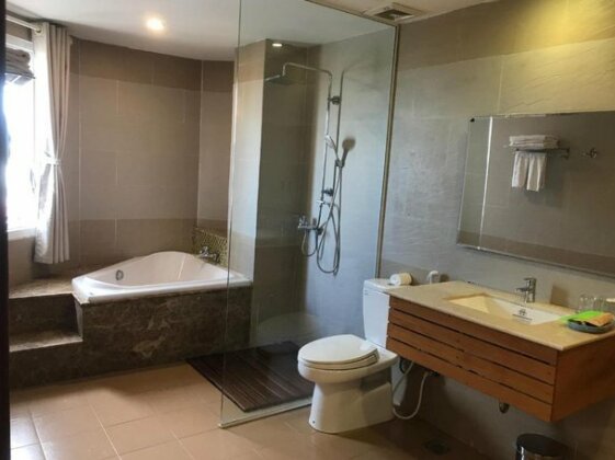 Elegant Hotel Pleiku - Photo3