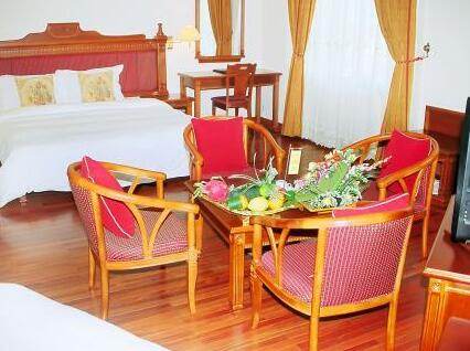 Central Hotel Quang Ngai - Photo2