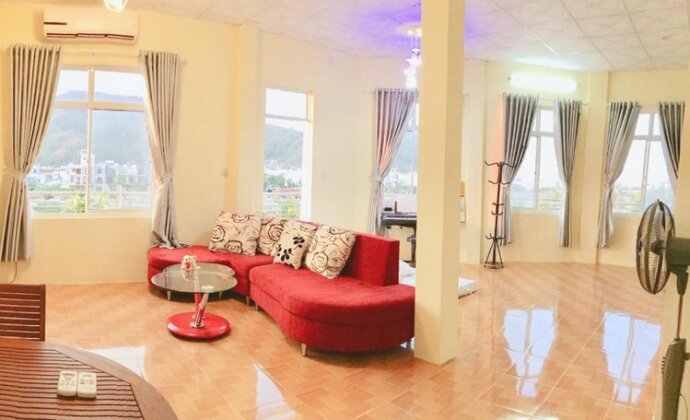 Charming Apartment by the River - Photo3