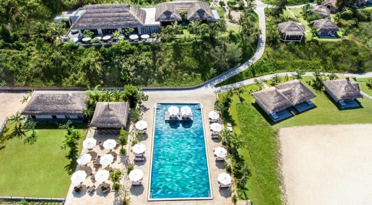 Crown Retreat Quy Nhon Resort - Photo2