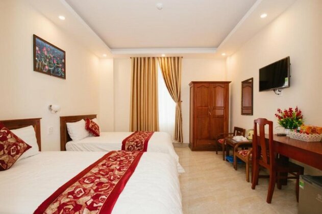 Linhlan Hotel - Photo2