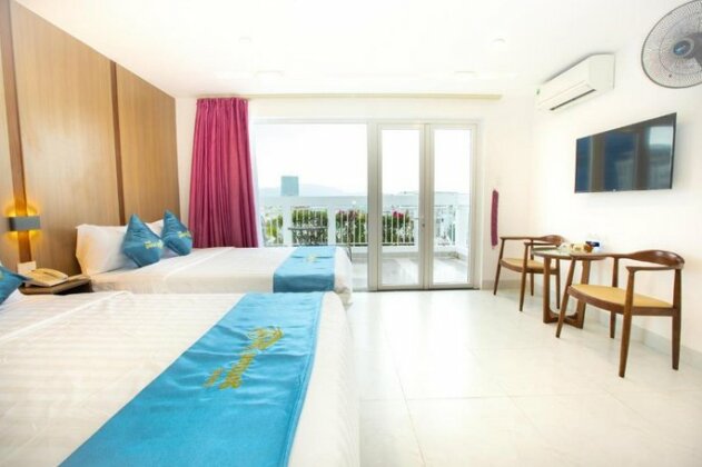 Que Huong Hotel