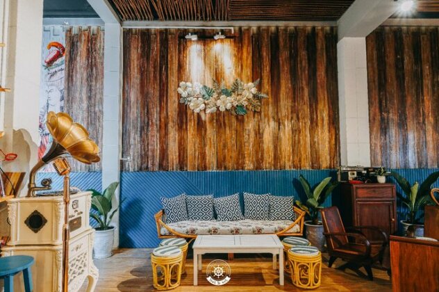 Sea & Sail Hostel - Photo2