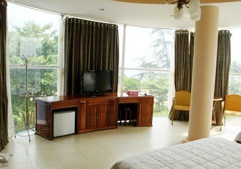 Y Linh Hotel - Photo4