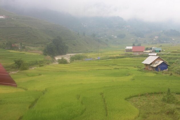 Hmong Home Mountain View - Photo3