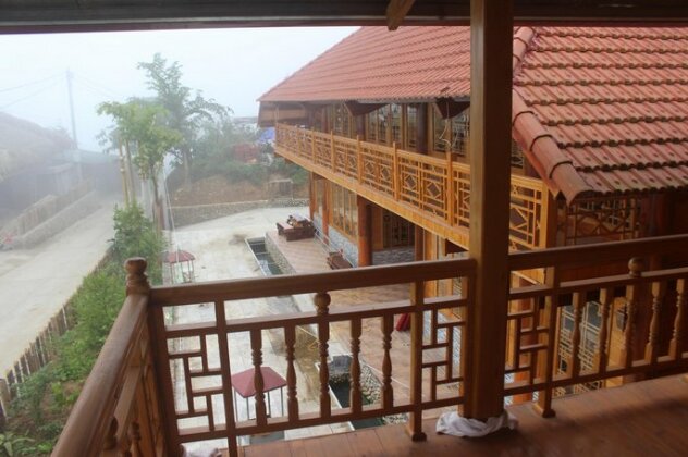 Hmong Home Mountain View - Photo4