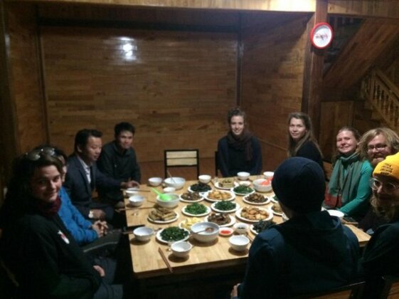 Lenh's Family House - Photo3