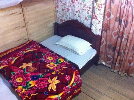 Tavan Chopai Homestay - Photo4