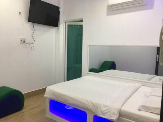 Mai Tuan Long Trung Hotel - Photo4