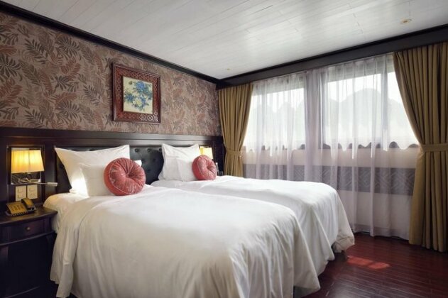 Paradise Prestige Cruise - Photo3
