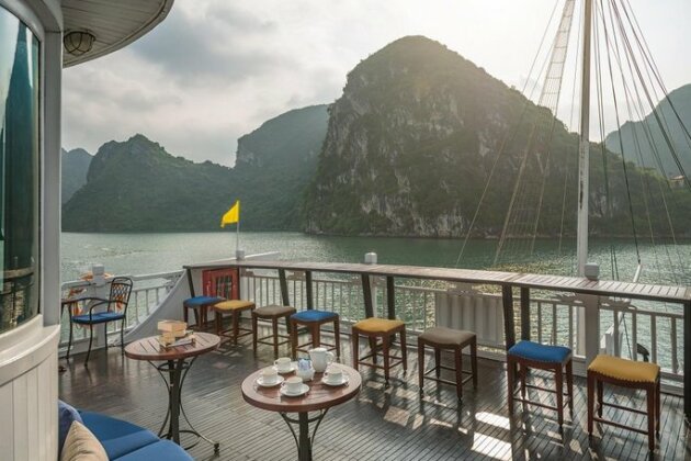Paradise Prestige Cruise - Photo4