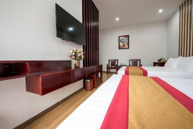 Dac Tin Luxury Hotel - Photo2