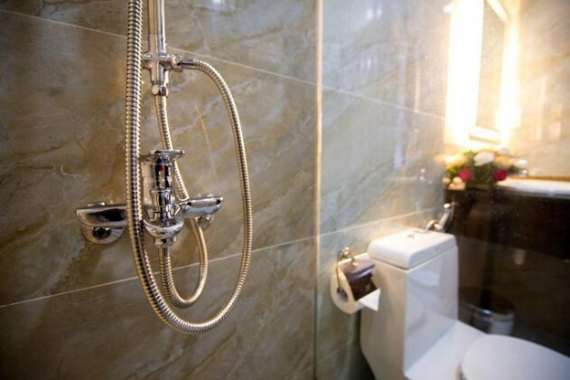 Dac Tin Luxury Hotel - Photo4