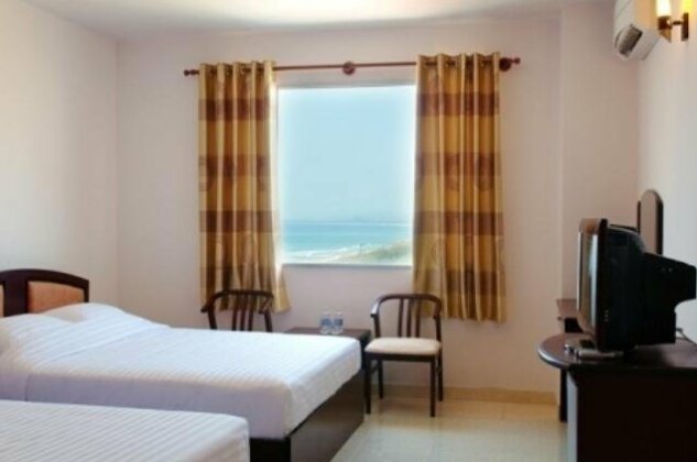 Long Beach Hotel - Photo2