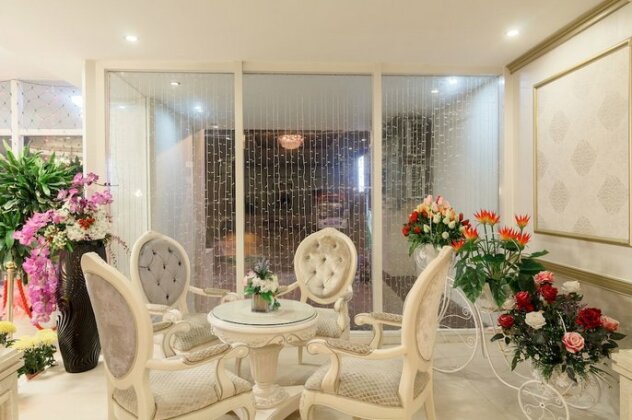 Romeliess Hotel - Photo4