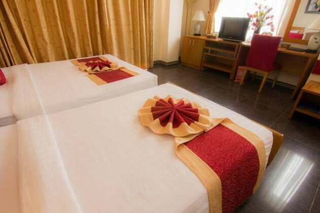 Spring Hotel - Photo3
