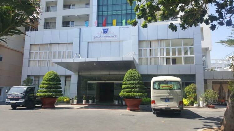 Vacsava Hotel - Photo2