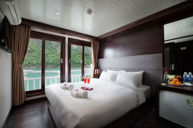 Halong Aclass Stellar Cruise - Photo2