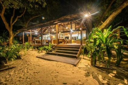 Barrier Beach Resort