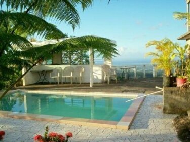 Dave Parker Eco Lodge