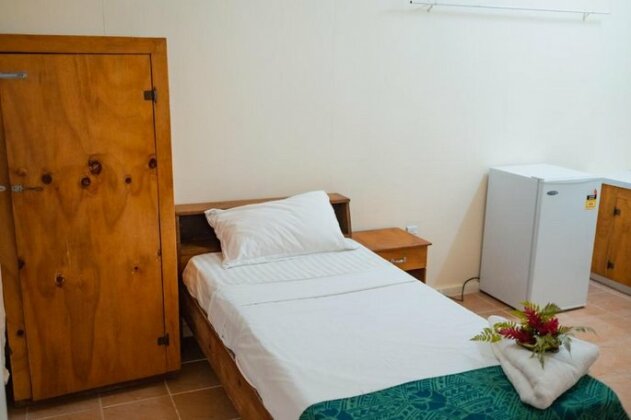 Karls Getaway Hotel and Tours - Photo4