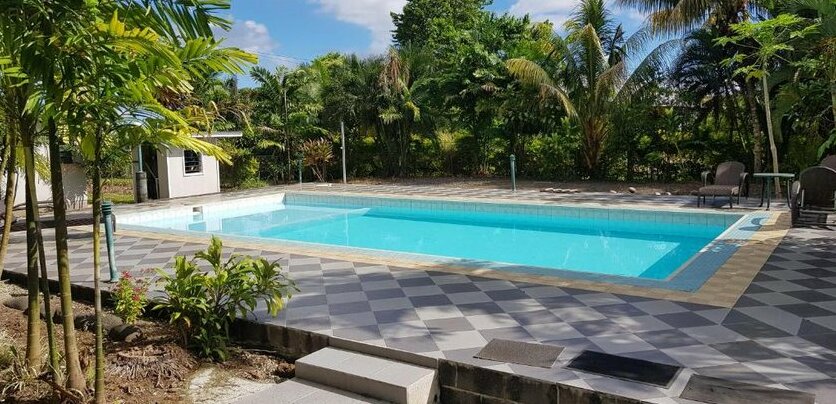 Karls Getaway Hotel and Tours - Photo5