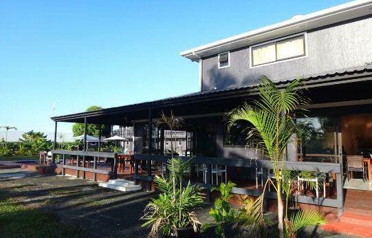 Travellers Point Hotel