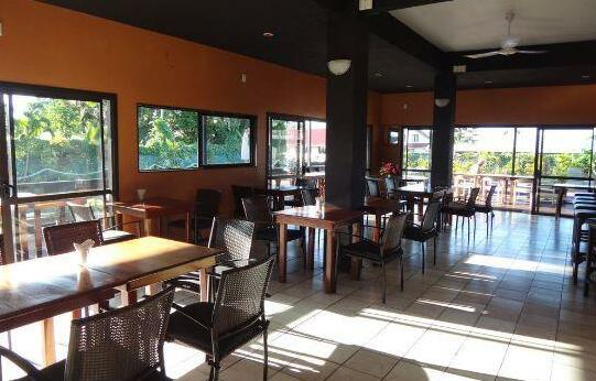 Travellers Point Hotel - Photo4